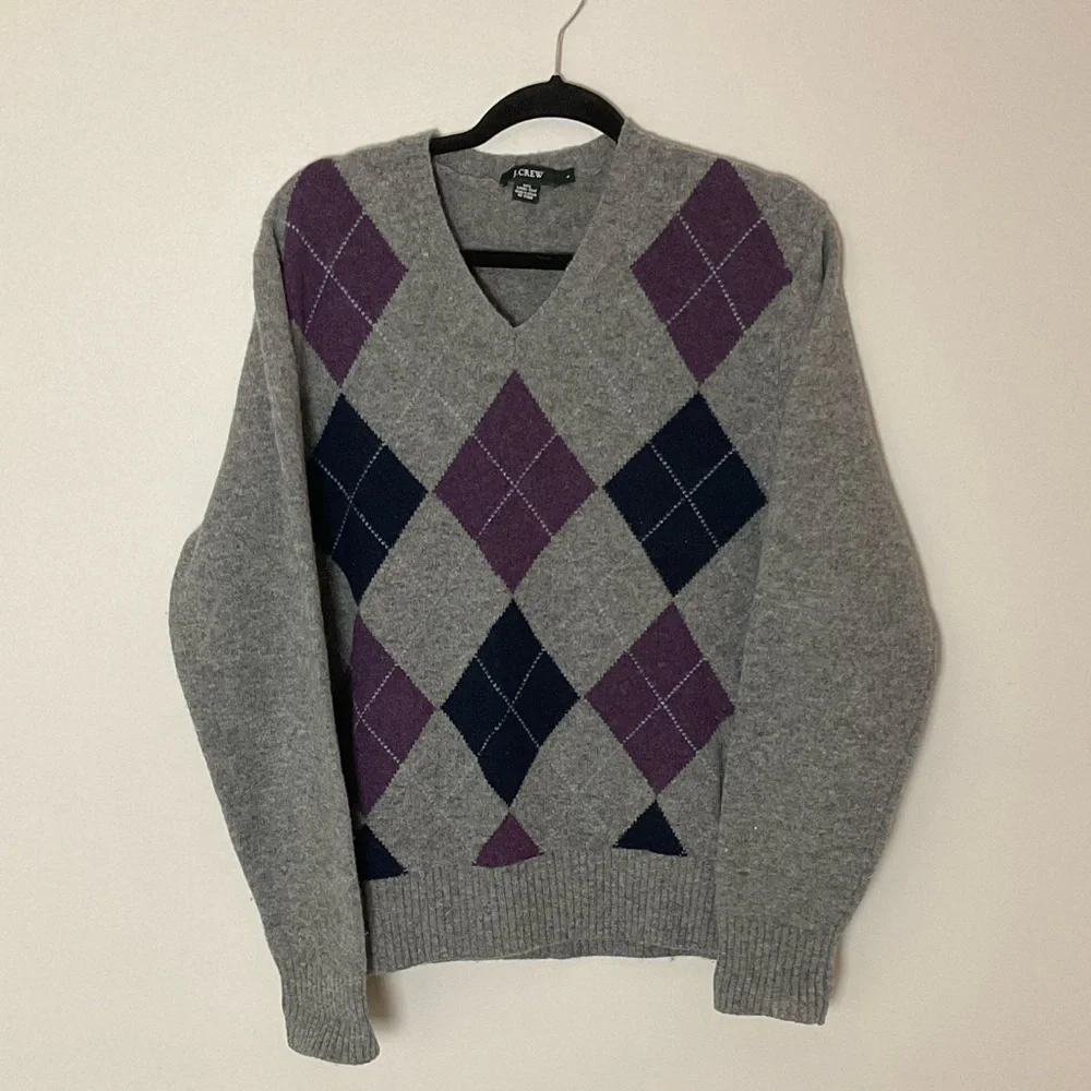 J. Crew Gray V-Neck Argyle Sweater with Purple and Navy Diamonds 100% Lambs Wool